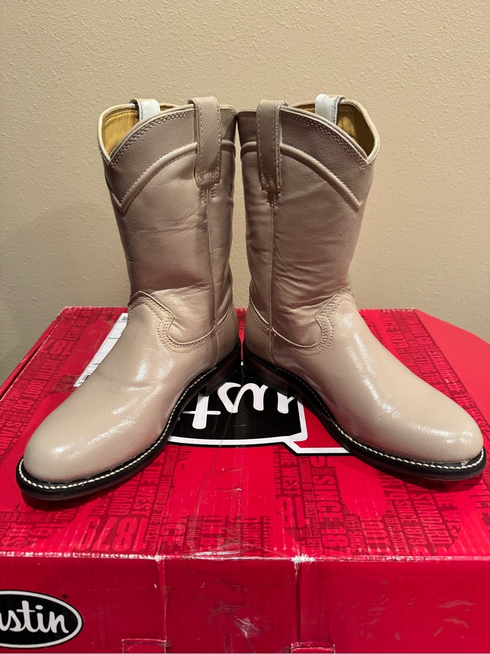 Justin Boots Tan Leather Upper Western Boots Painted Khaki